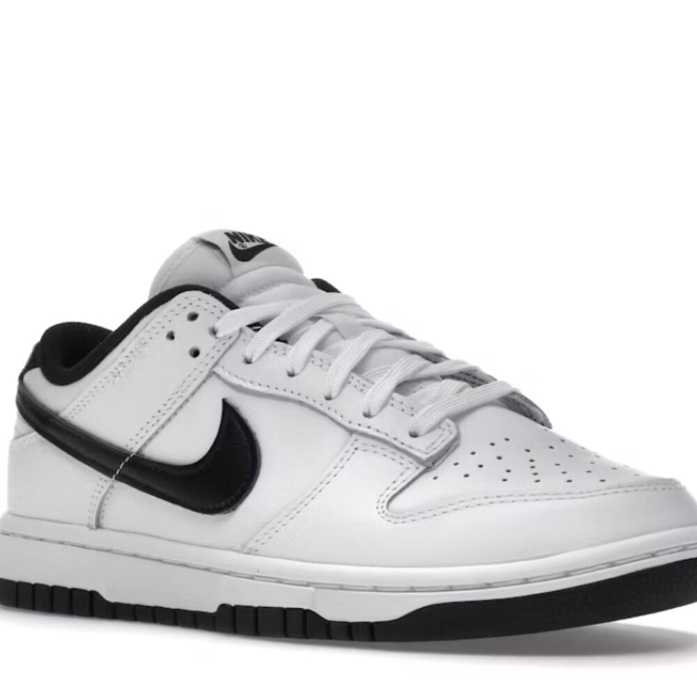 Nike | Dunk Low Women's White Black (2022)